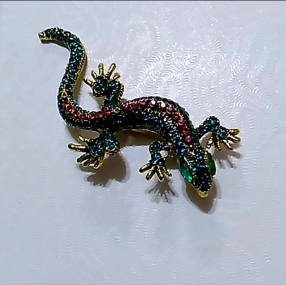 Green Multicolor Crystal Lizard Necklace Pin Broach on Diamond Cut 18k GD Chain - Picture 9 of 9